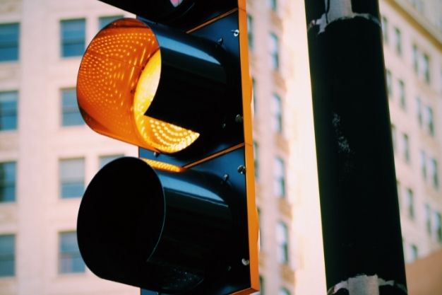 Maio amarelo: quais cuidados tomar com os pneus para fazer um trânsito mais seguro?